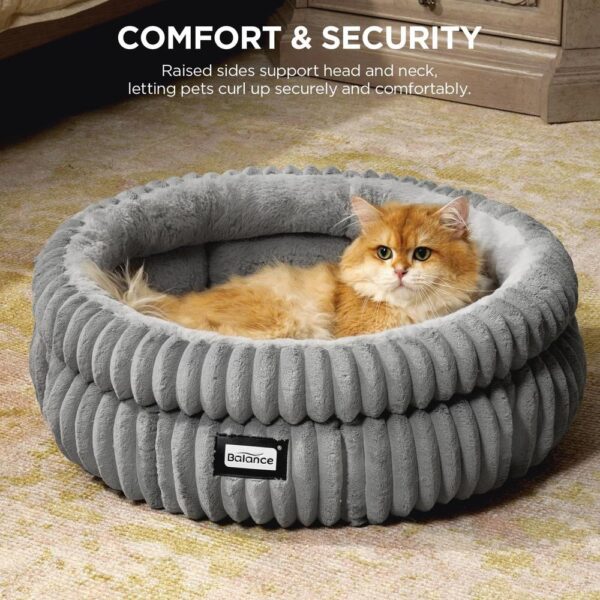 Plush Donut Cat Bed with Raised Rim, Soft Faux Fur & Anti-Slip Bottom