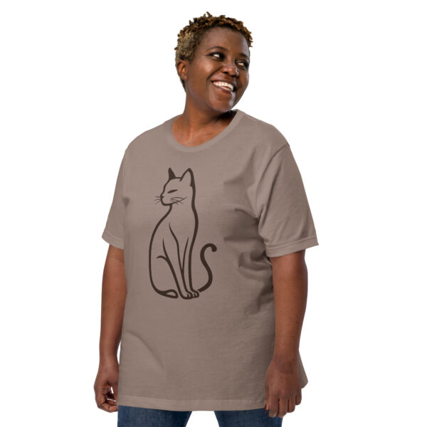Quiet Majesty – Elegant Cat Outline Shirt