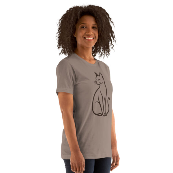 Quiet Majesty – Elegant Cat Outline Shirt